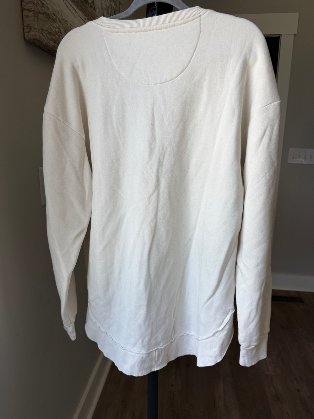 Pressbox Cream Auburn V-Neck Pullover Sweatshirt - Picture 4 of 6